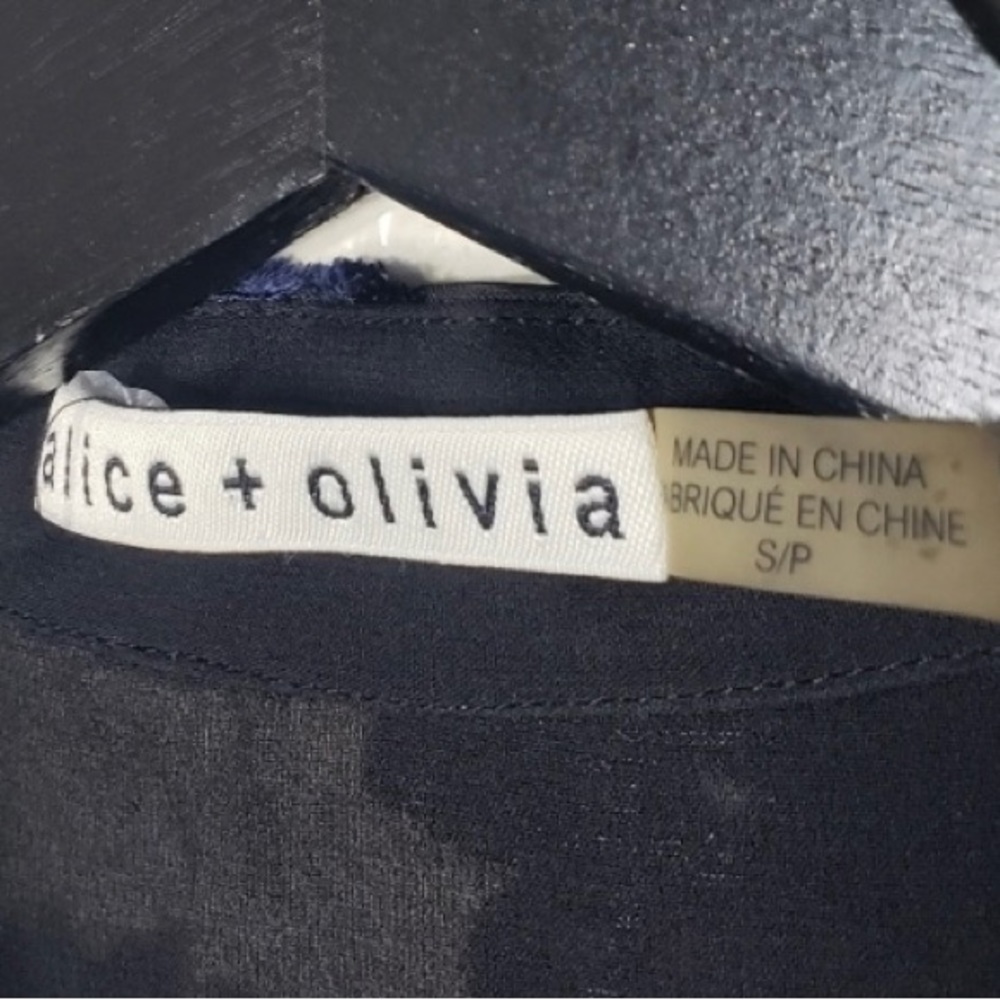 ALICE + OLIVIA Blue Velvet Floral Burnout Blouse - Picture 8 of 8